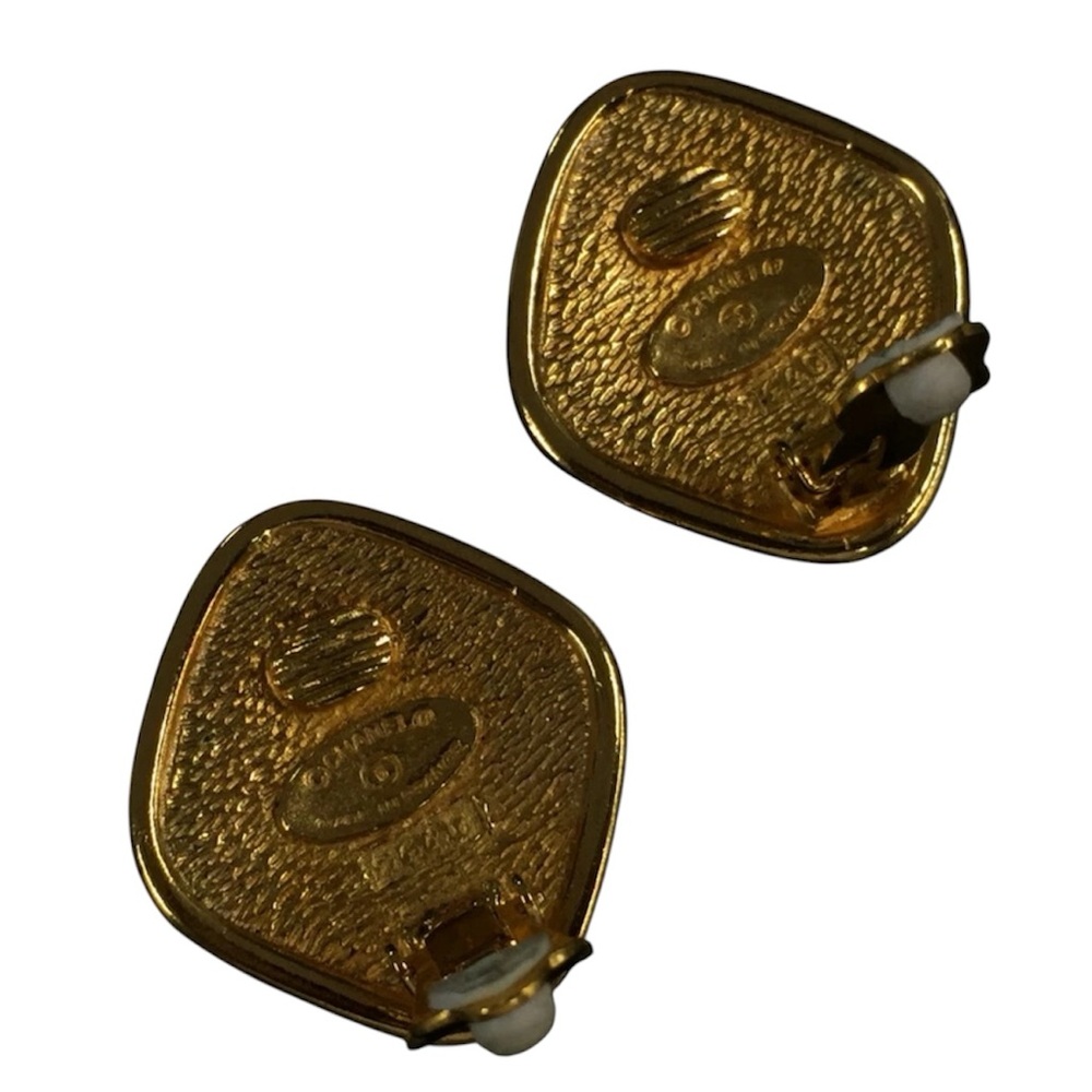 CHANEL 31 Rue Cambon Clip On Earrings - Picture 4 of 7